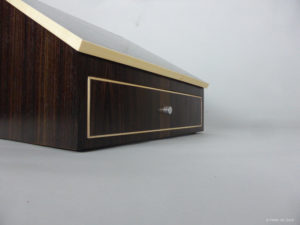shoe-shine-case-detail-drawer-front-with-sycamore-trim